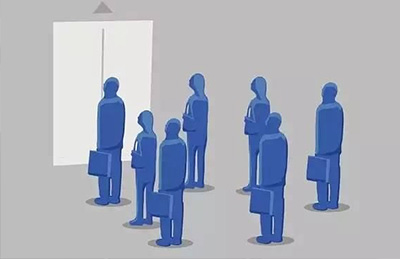 進入轎廂時應注意的事項？