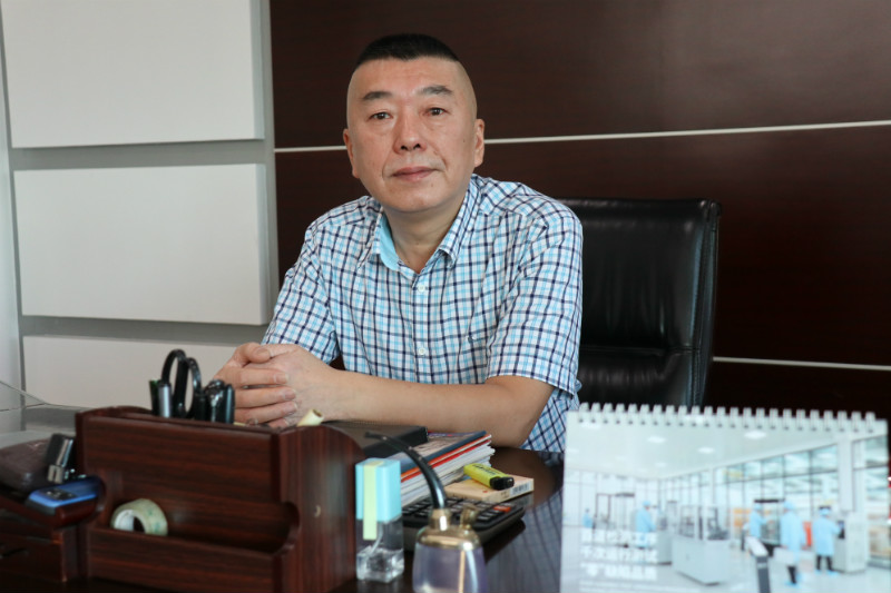 我是總經理，但更是一名銷售員