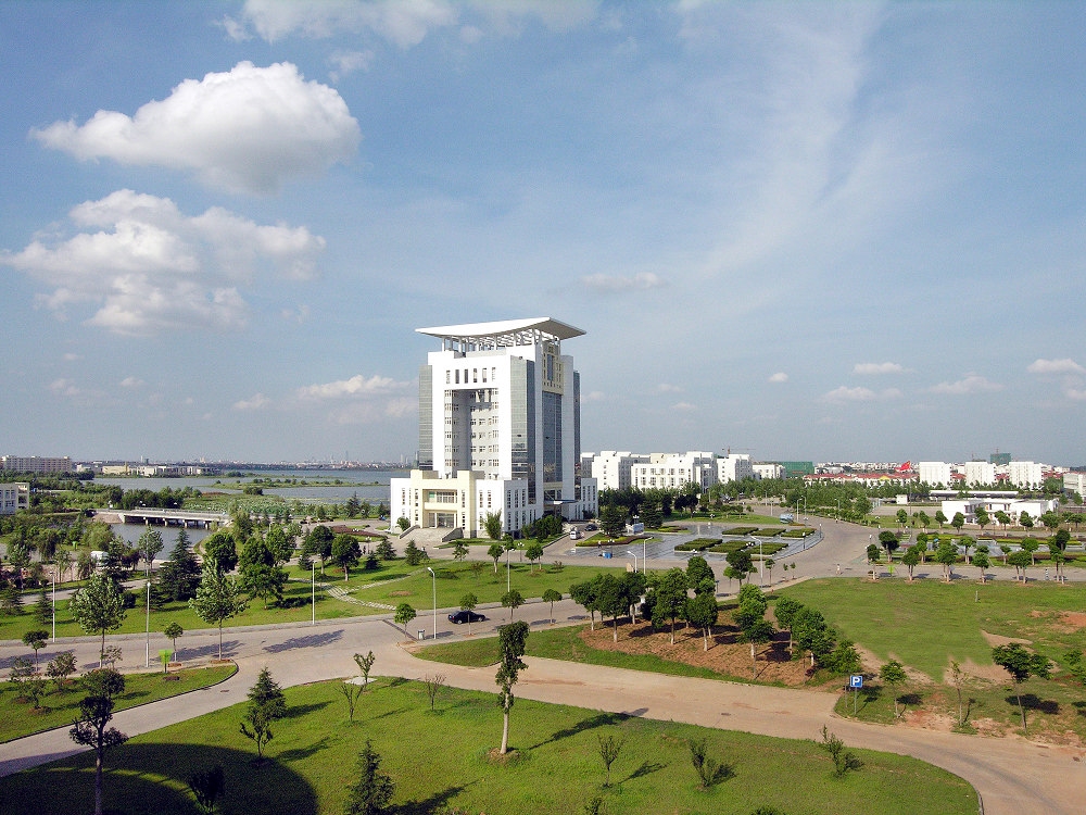 江漢大學1.jpeg 江漢大學1.jpeg