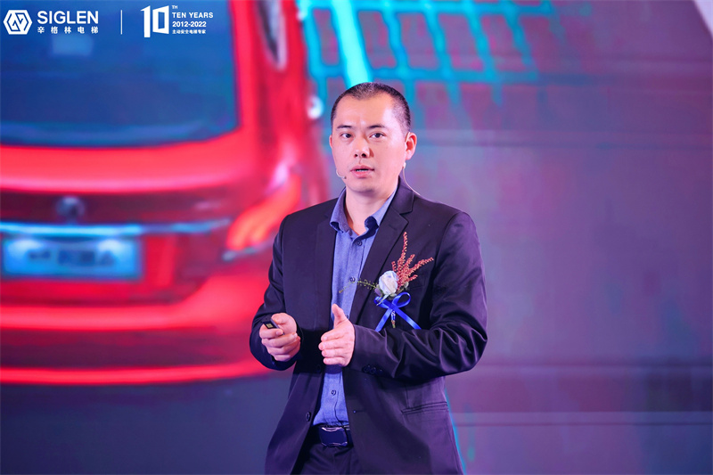 MIA_7220.jpg MIA_7220.jpg