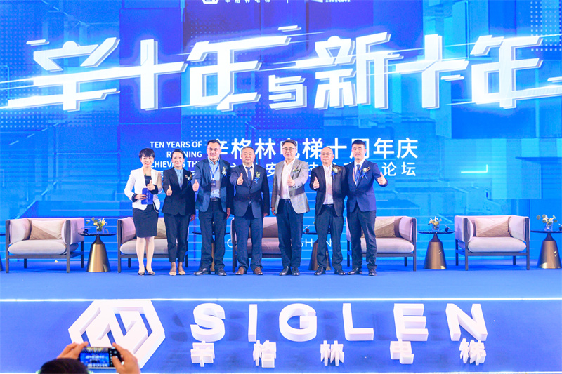 NBB_7136.jpg NBB_7136.jpg