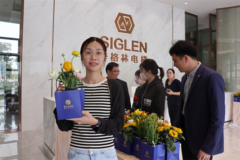 IMG_2492.jpg IMG_2492.jpg