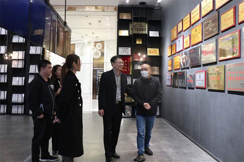 IMG_3470.jpg IMG_3470.jpg